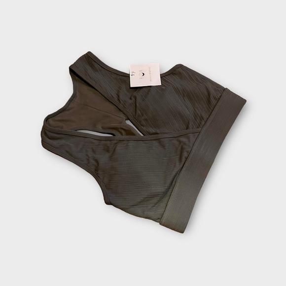 NWT Rivals & Resilience women's yoga legging/bra set - women's size Small - NWT - Picture 10 of 13